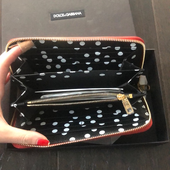 BNWT Dolce and Gabbana Zipper Wallet - Picture 3 of 12